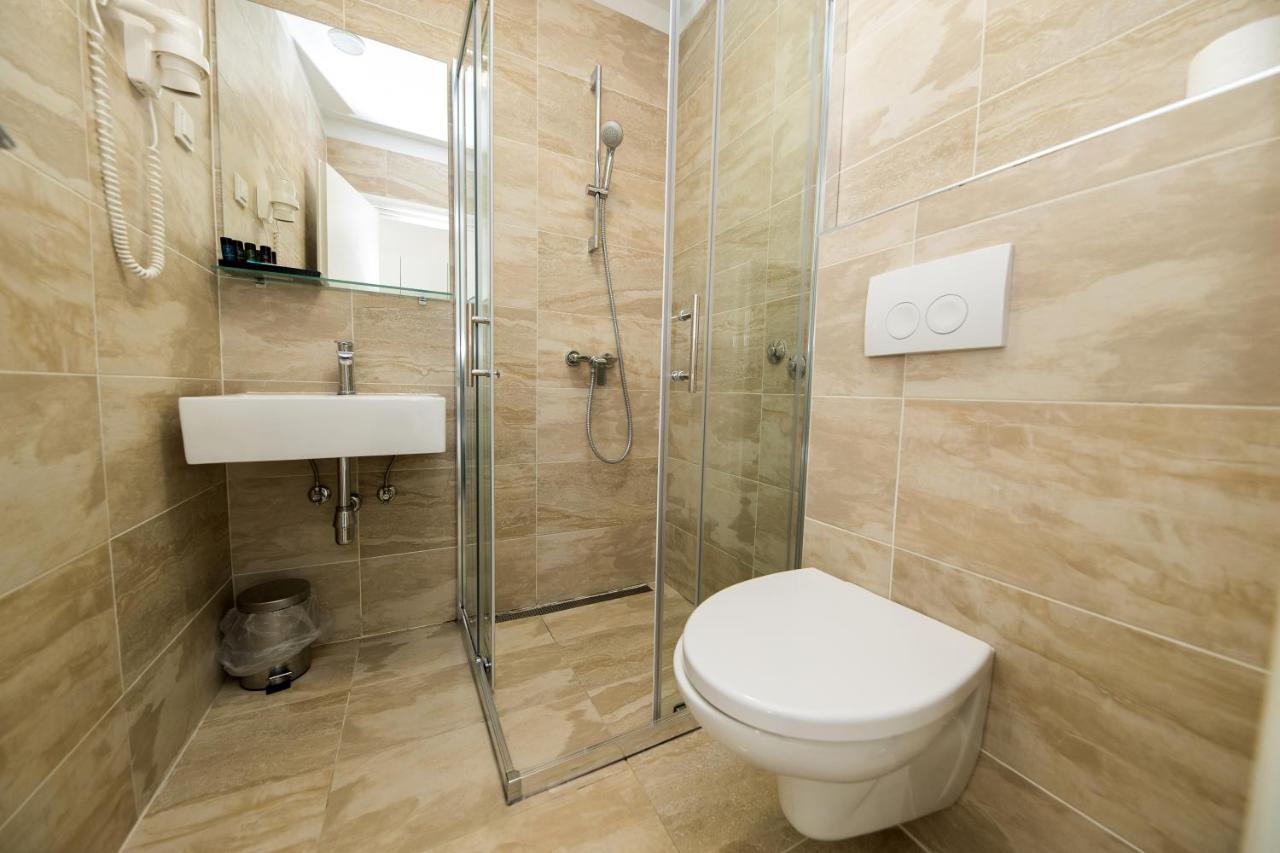 Rocky Beach Rooms Нови Винодолски Екстериор снимка