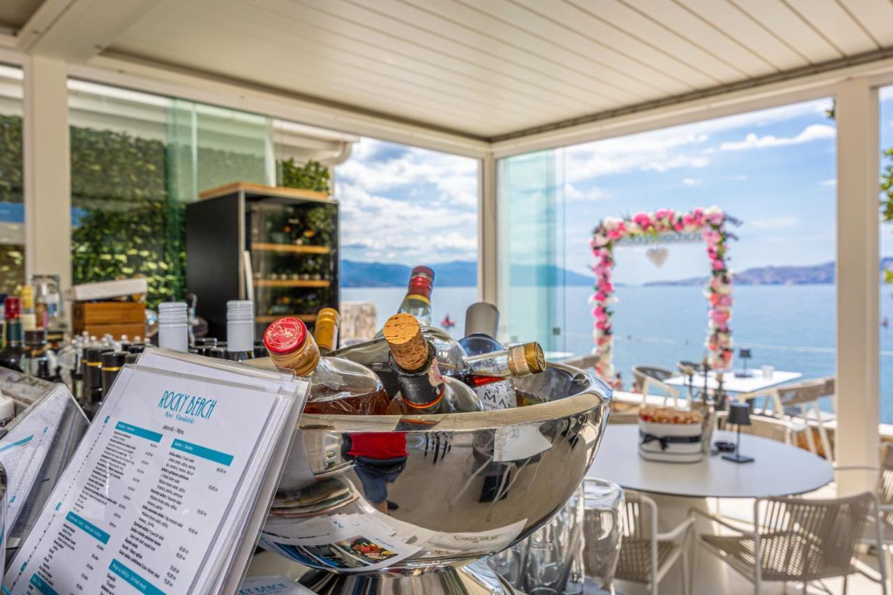 Rocky Beach Rooms Нови Винодолски Екстериор снимка