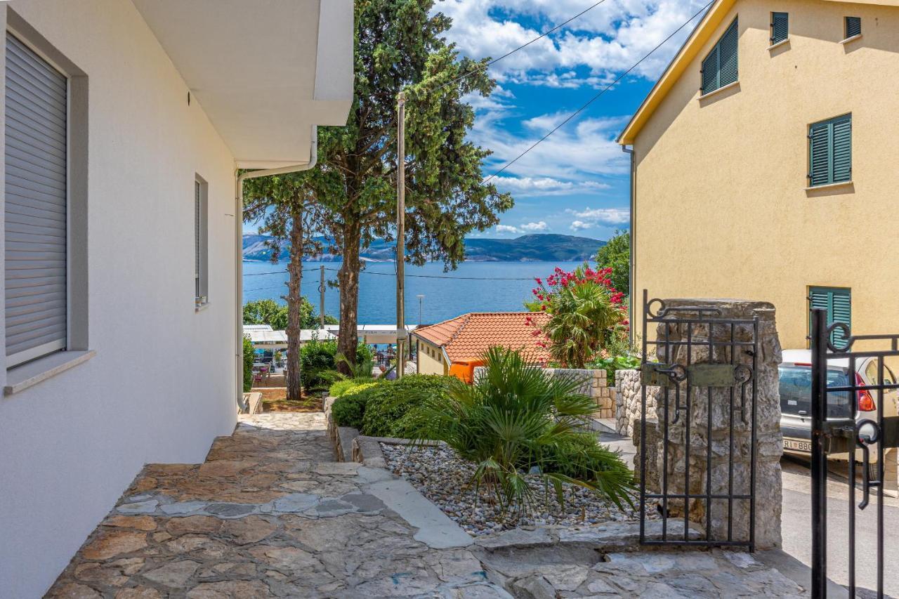 Rocky Beach Rooms Нови Винодолски Екстериор снимка