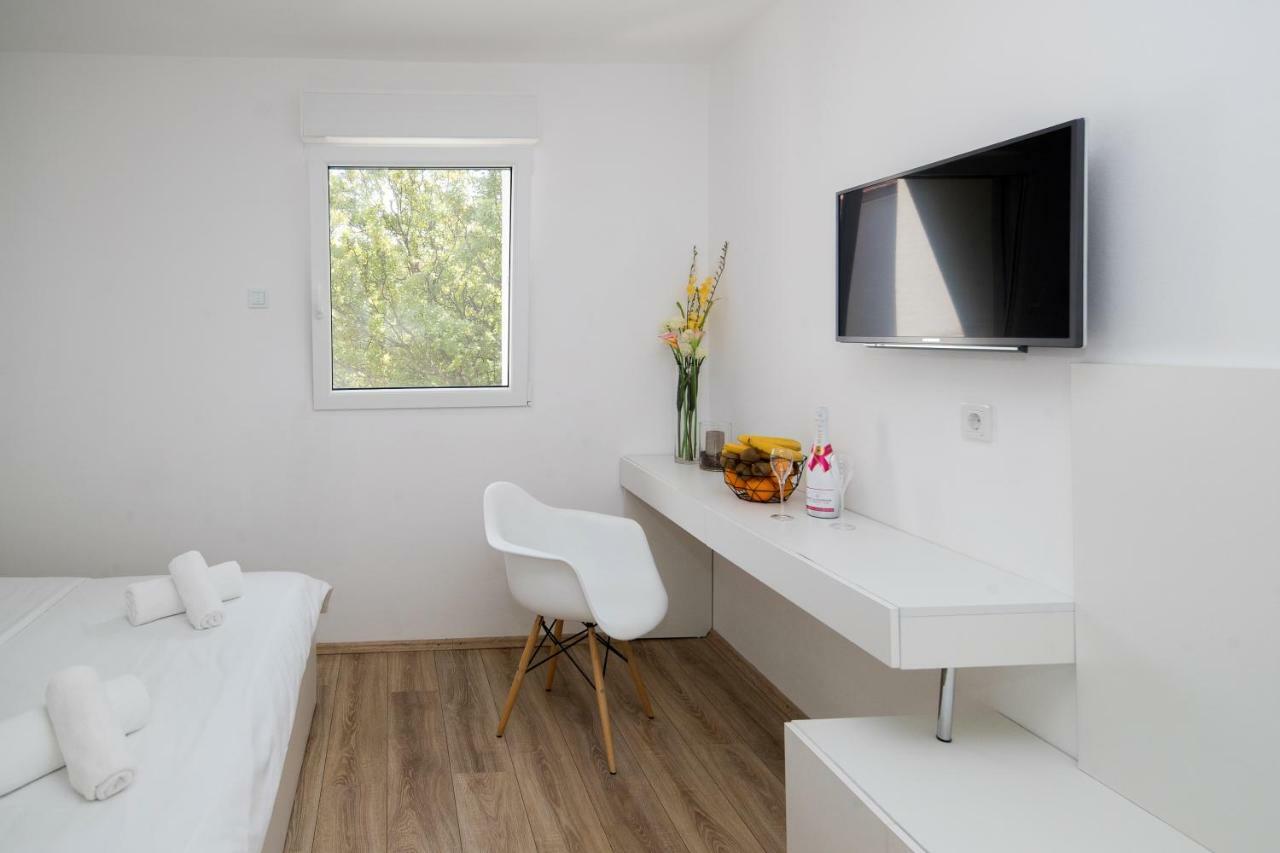 Rocky Beach Rooms Нови Винодолски Екстериор снимка